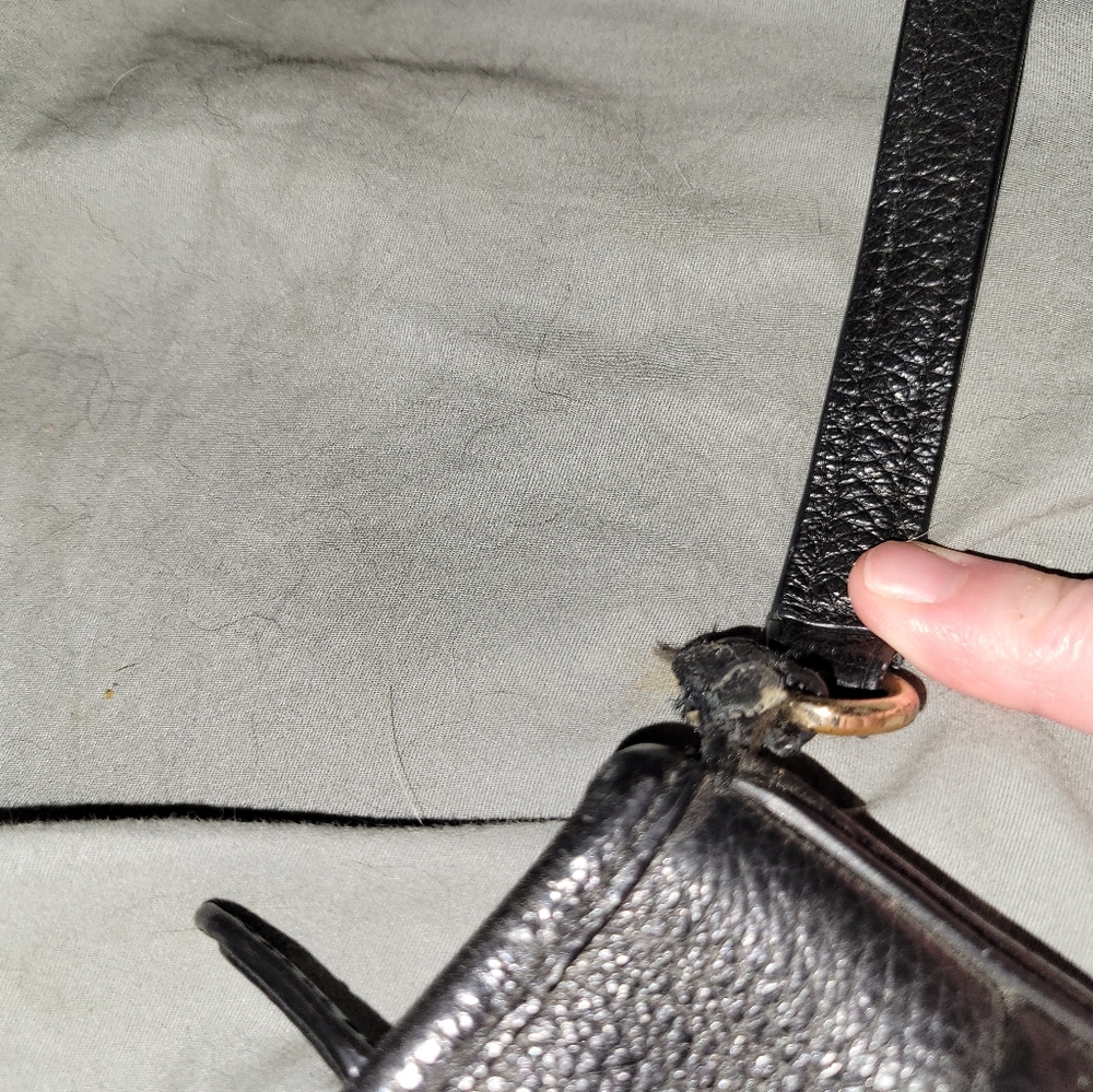 Coach buttery soft crossbody - Picture 3 of 6